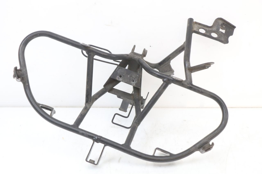 photo de FRONT FAIRING BRACKET SUZUKI BURGMAN 125 (2007 - 2014)