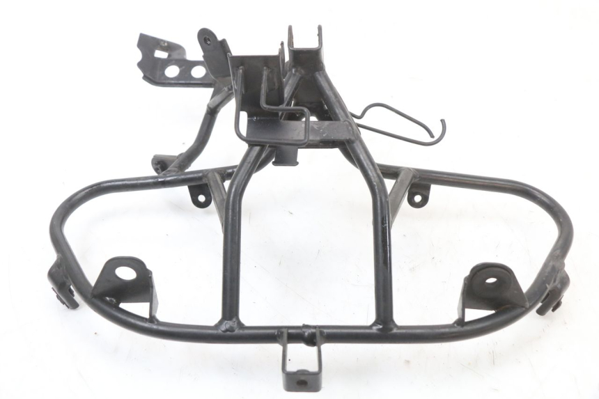 photo de FRONT FAIRING BRACKET SUZUKI BURGMAN 125 (2007 - 2014)