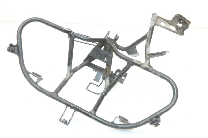 photo de FRONT FAIRING BRACKET SUZUKI BURGMAN 125 (2007 - 2014)