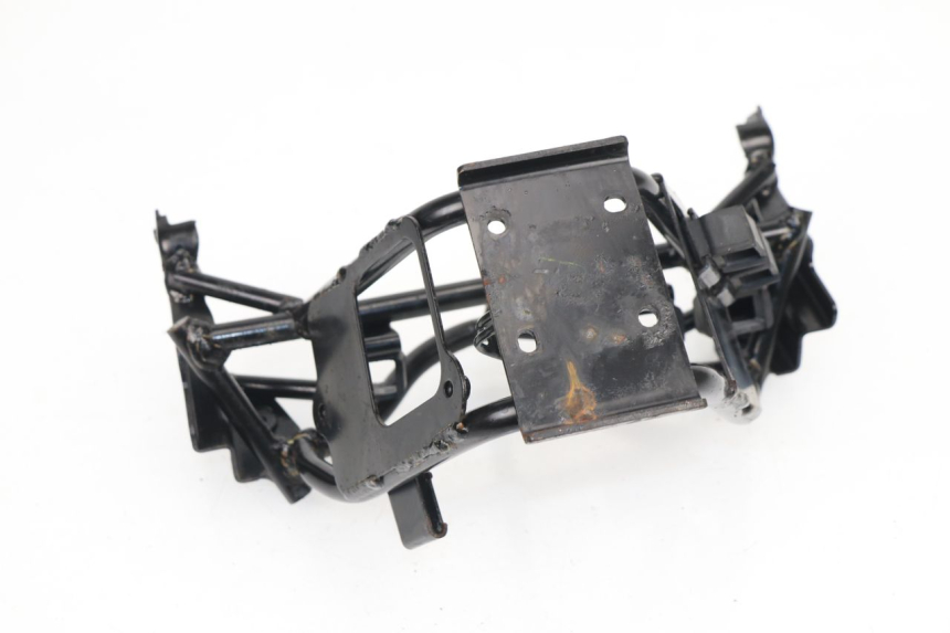 photo de FRONT FAIRING BRACKET SYM GTS 125 (2005 - 2008)