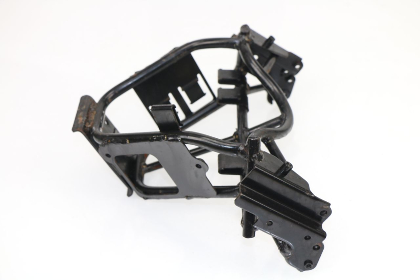 photo de FRONT FAIRING BRACKET SYM GTS 250 (2005 - 2008)