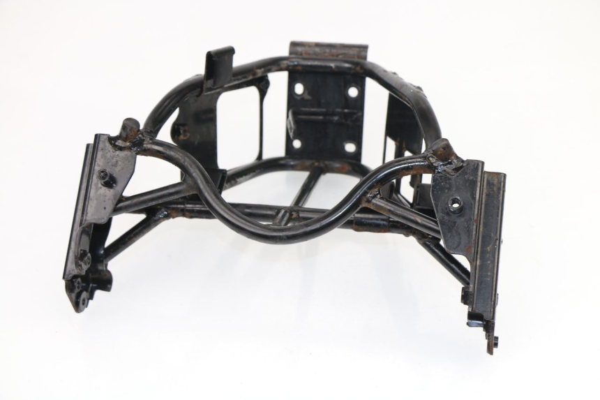 photo de FRONT FAIRING BRACKET SYM GTS 250 (2005 - 2008)