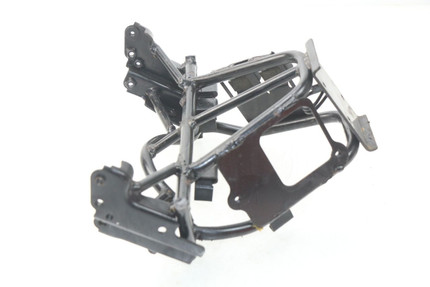 photo de FRONT FAIRING BRACKET SYM GTS EVO 125 (2009 - 2013)