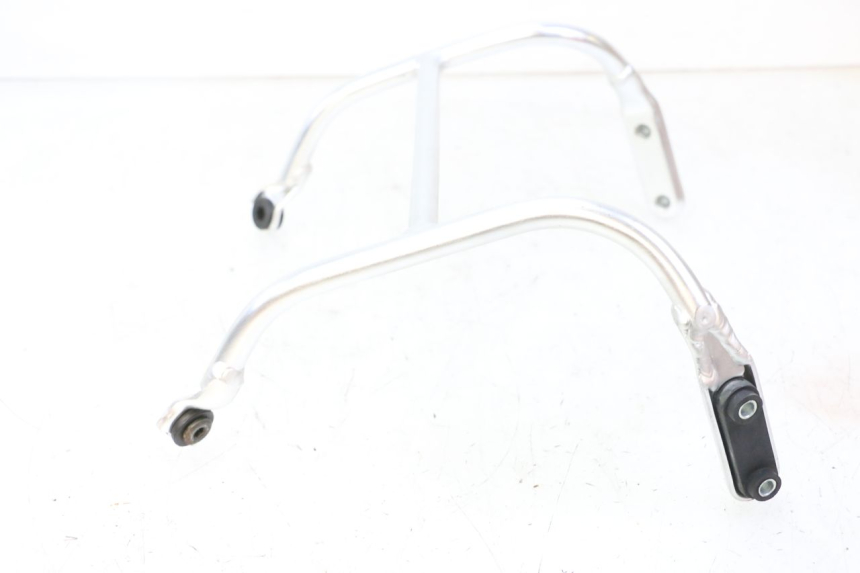 photo de FRONT FAIRING BRACKET HONDA CBR RR FIREBLADE 900 (1992 - 1994)