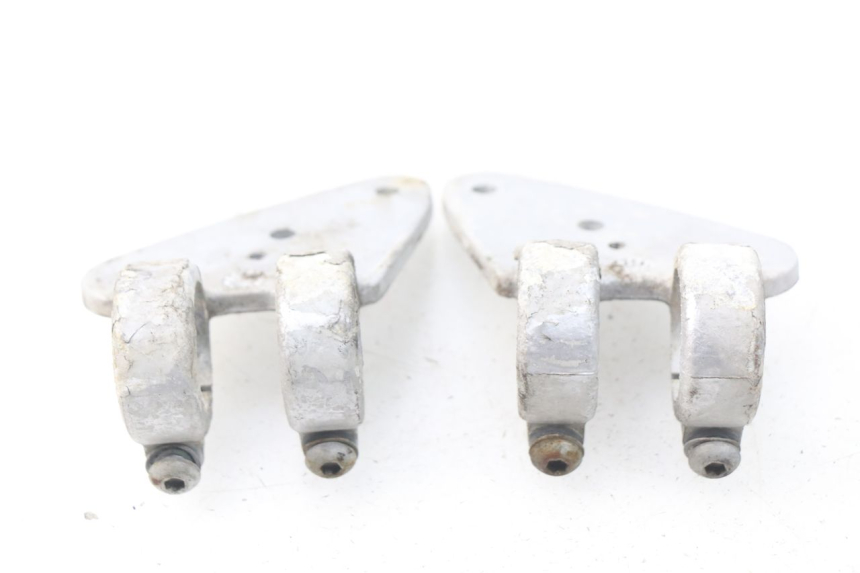 photo de FRONT FAIRING BRACKET GILERA DNA 50 (2000 - 2007)