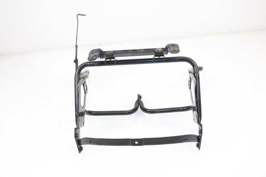 photo de FRONT FAIRING BRACKET SUZUKI GSX F GSXF 750 (1988 - 1998)
