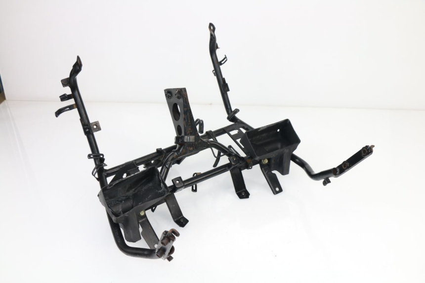 photo de FRONT FAIRING BRACKET HONDA VF 1000 (1984 - 1988)