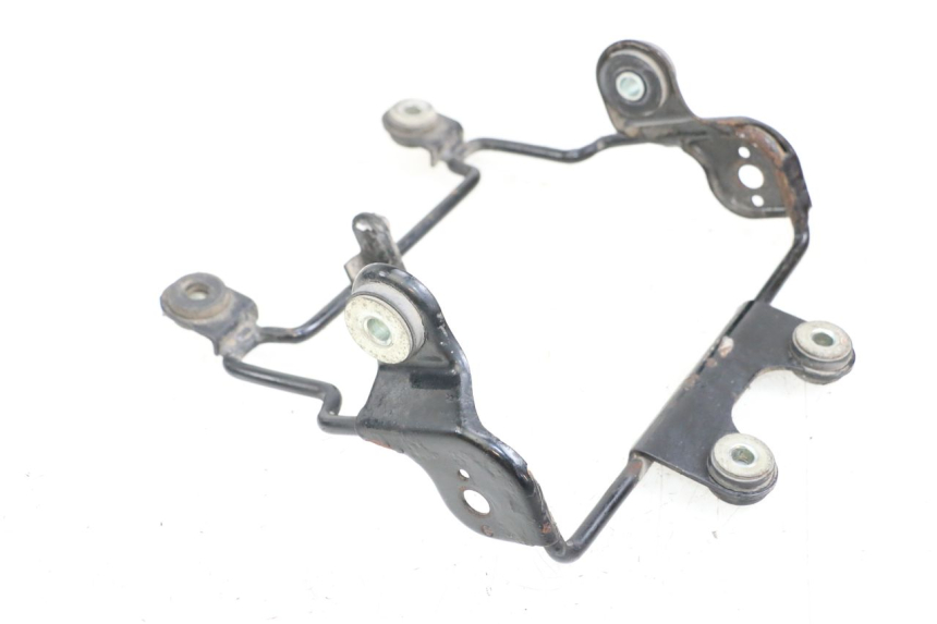 photo de FRONT FAIRING BRACKET KAWASAKI KDX 125 (1990 - 1991)