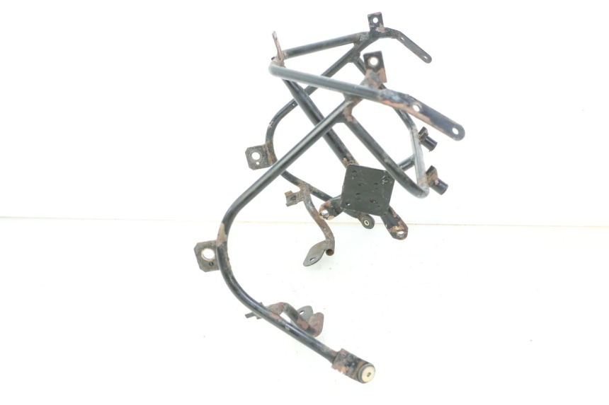 photo de FRONT FAIRING BRACKET TRIUMPH SPRINT 900 (1995 - 1998)