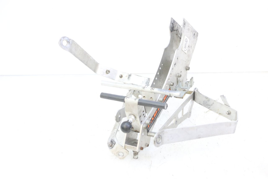 photo de FRONT FAIRING BRACKET KTM SUPERENDURO R 950 (2005 - 2009)
