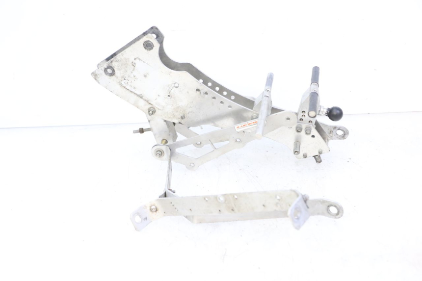 photo de FRONT FAIRING BRACKET KTM SUPERENDURO R 950 (2005 - 2009)