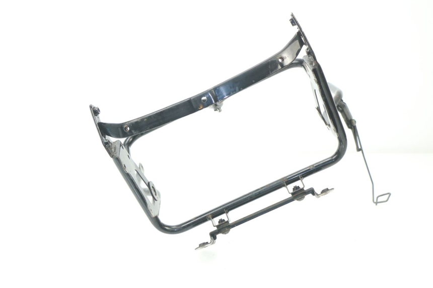 photo de FRONT FAIRING BRACKET SUZUKI GSXF GSX F 600 (1988 - 1997)