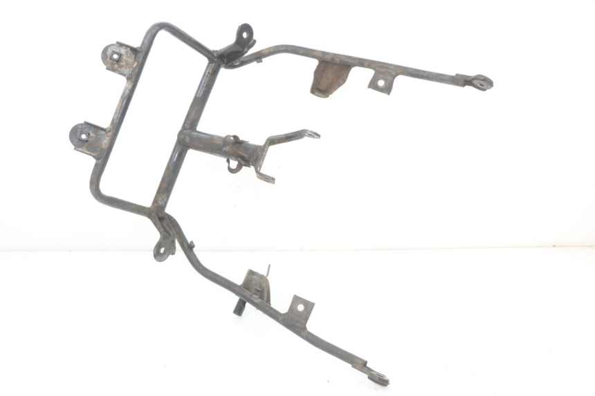 photo de FRONT FAIRING BRACKET YAMAHA XJ F 900 (1983 - 1994)
