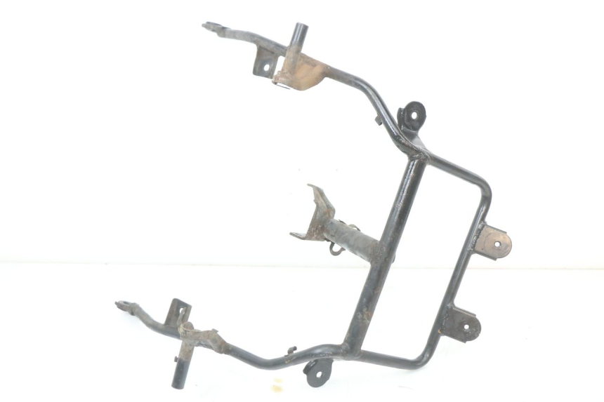 photo de FRONT FAIRING BRACKET YAMAHA XJ F 900 (1983 - 1994)