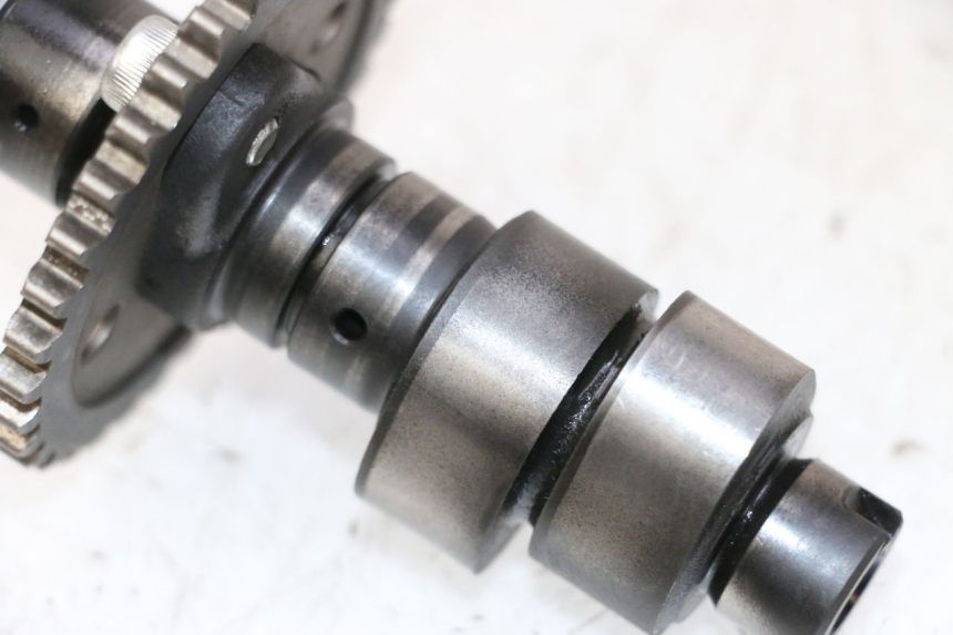 photo de CAMSHAFT SUZUKI BURGMAN 125 (2007 - 2014)