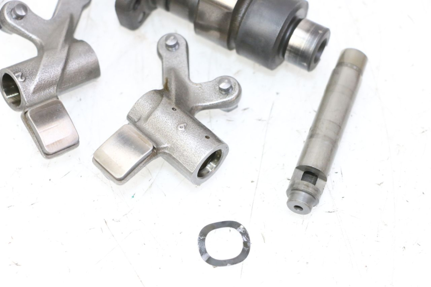 photo de CAMSHAFT SUZUKI BURGMAN 125 (2007 - 2014)