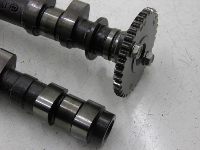 photo de CAMSHAFT HONDA CB F HORNET 600 (1998 - 1999)