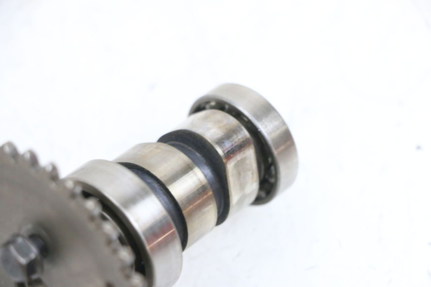 photo de CAMSHAFT PEUGEOT KISBEE 4T 50 (2010 - 2017) - Technical close-up