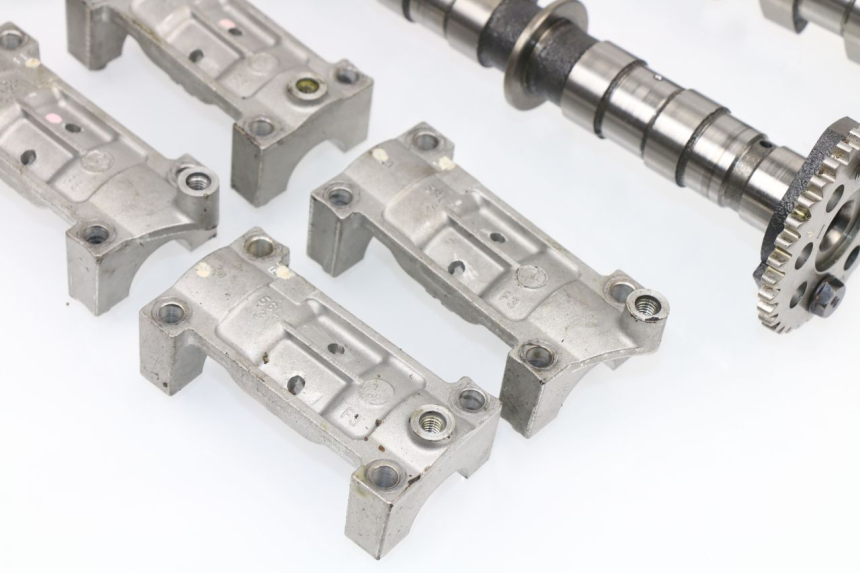 photo de CAMSHAFT YAMAHA XJ6 600 (2008 - 2016)
