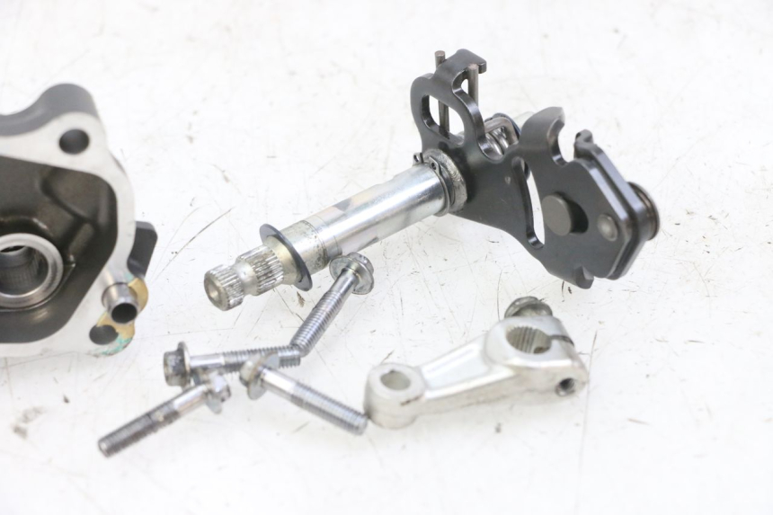 photo de GEAR CHANGE SHAFT HONDA CB R 1000 (2018 - 2023)