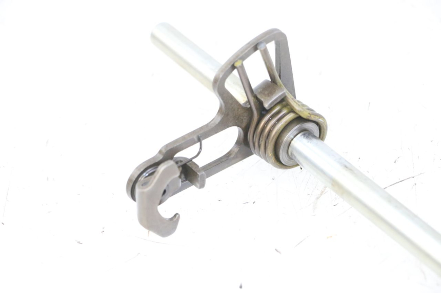 photo de GEAR SELECTOR SHAFT YAMAHA FZS FAZER 600 (2001 - 2003)