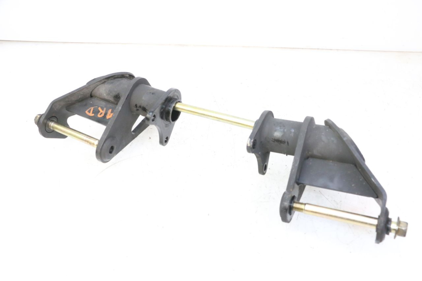 photo de SWING ARM AXLE QUADRO 4 4D 350 (2015 - 2018)