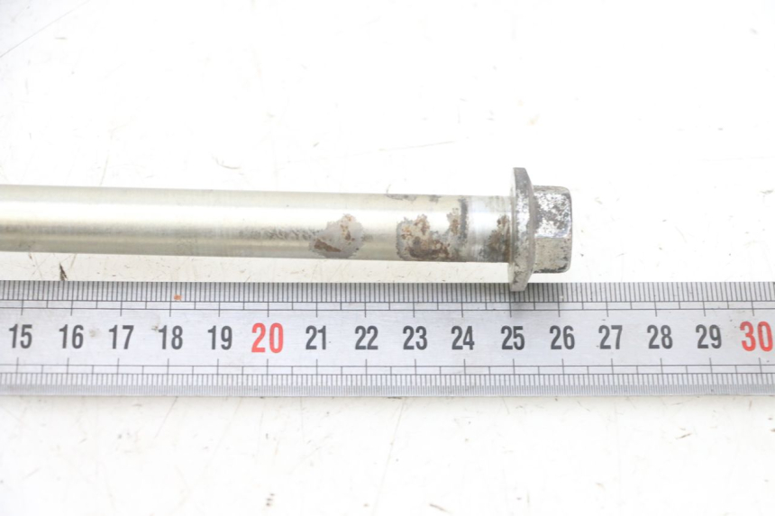 photo de SWING ARM AXLE KSR CODE 125 (2018 - 2020) - Zoom on usage condition