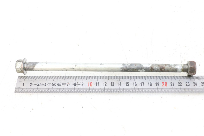 photo de SWING ARM AXLE YAMAHA DTLC 125 (1982 - 1987)