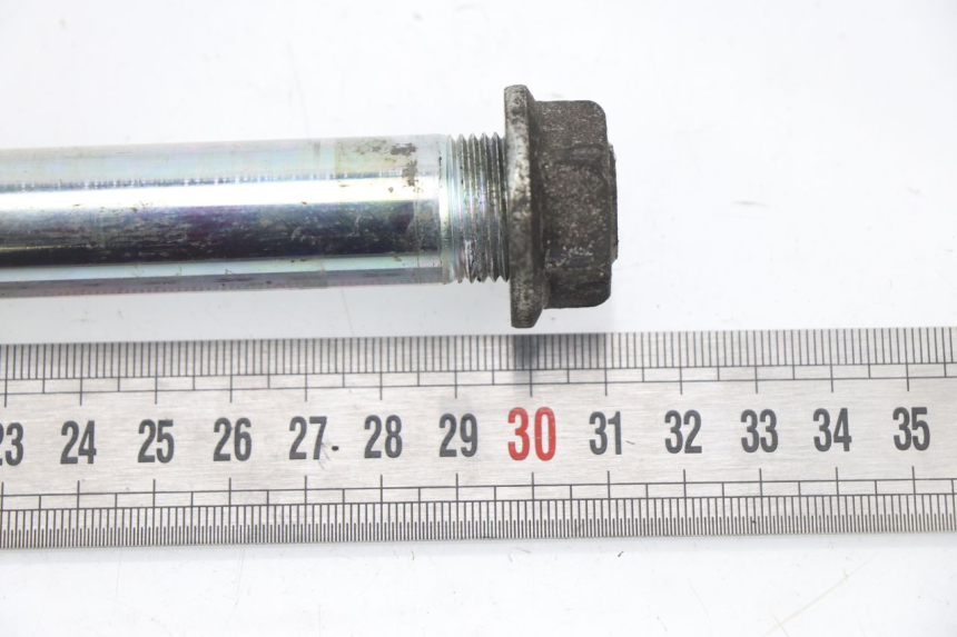 photo de SWING ARM AXLE KAWASAKI ER-6 ER6 N 650 (2012 - 2016)