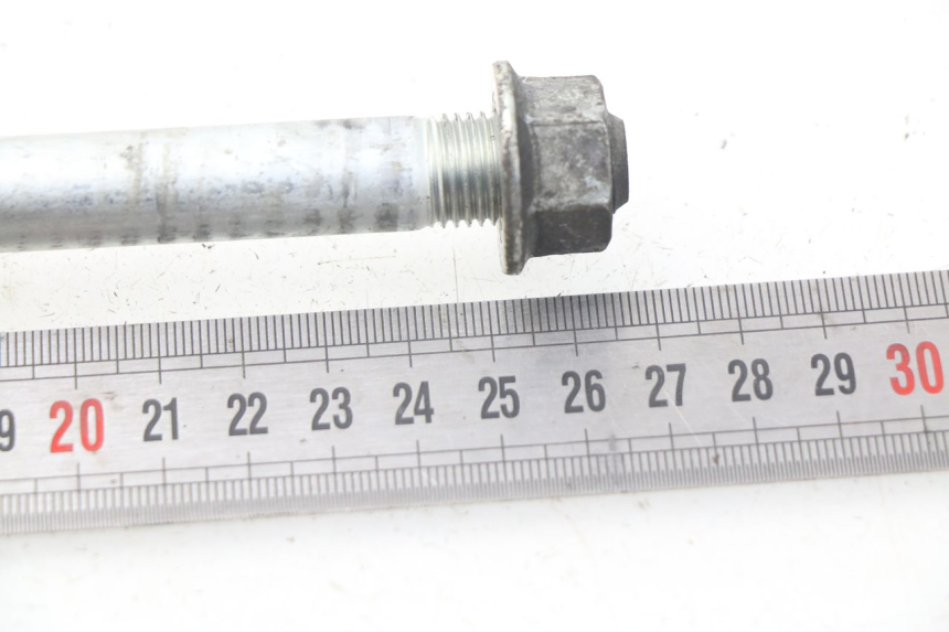 photo de SWING ARM AXLE KAWASAKI GPZ S 500 (1994 - 2005)