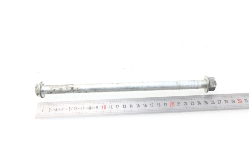photo de SWING ARM AXLE KAWASAKI GPZ S 500 (1994 - 2005)