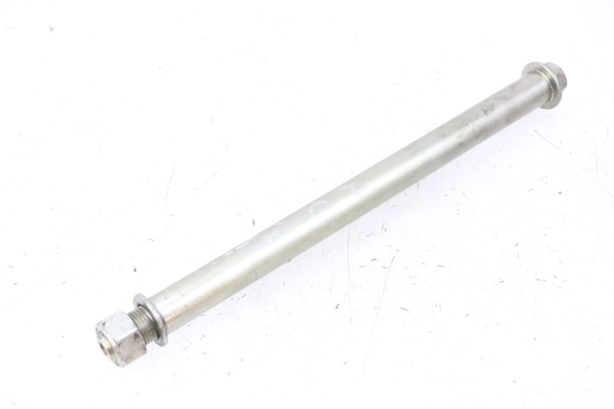 photo de SWING ARM AXLE SUZUKI GSR 750 (2011 - 2017)