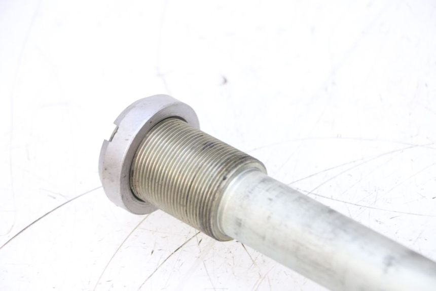 photo de SWING ARM AXLE SUZUKI GSXR GSX-R 1000 (2003 - 2004) - Fixing points details