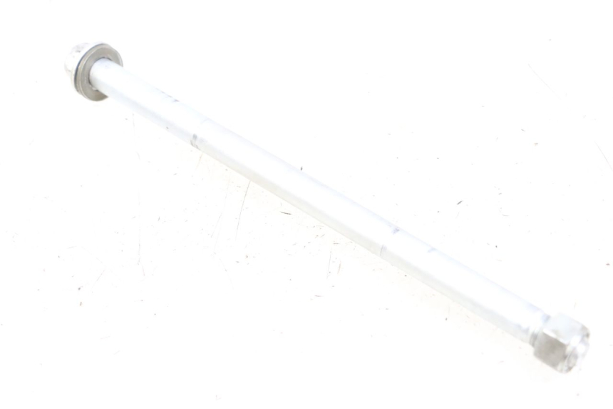 photo de SWING ARM AXLE SUZUKI GZ MARAUDER 125 (1998 - 2004)
