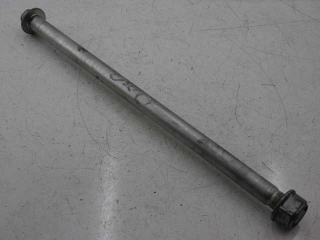 photo de SWING ARM AXLE HONDA CB F HORNET 600 (1998 - 1999)