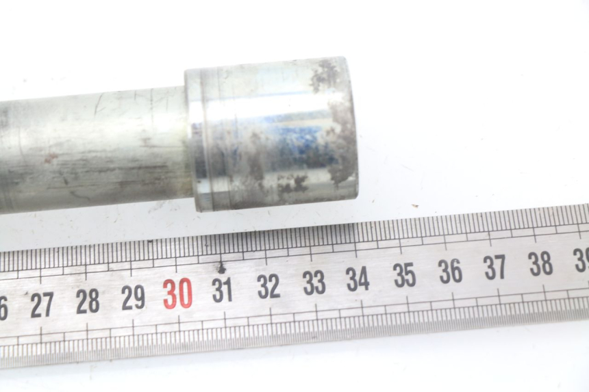 photo de SWING ARM AXLE HONDA CBR 929 RR FIREBLADE 900 (2000 - 2001)