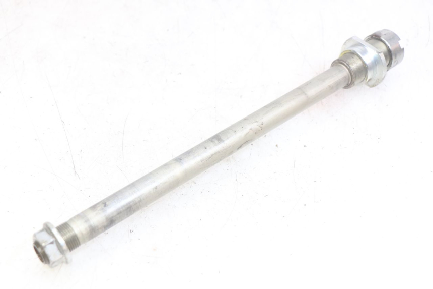 photo de SWINGARM PIVOT BOLT KAWASAKI Z 750 (2007 - 2013)