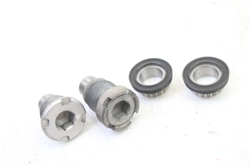 photo de SWING ARM AXLE HONDA ST PAN EUROPEAN 1300 (2002 - 2013)