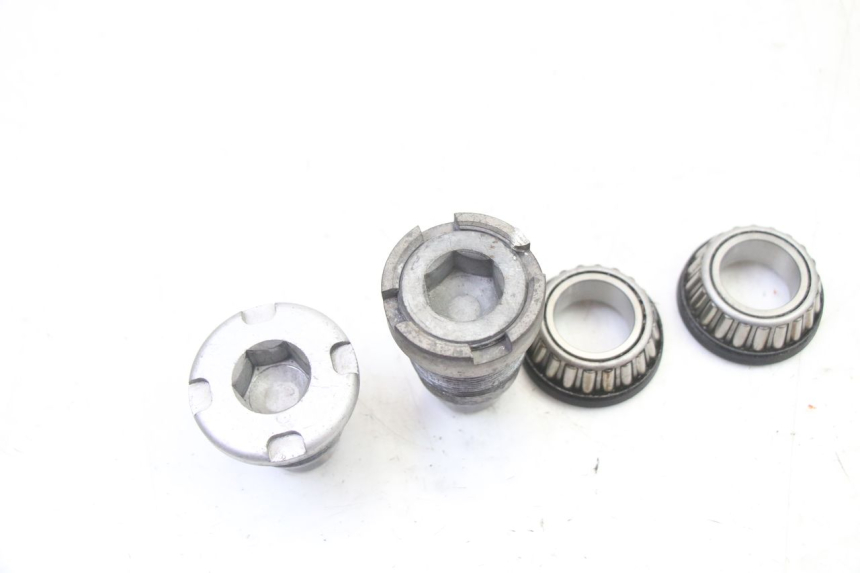 photo de SWING ARM AXLE HONDA ST PAN EUROPEAN 1300 (2002 - 2013)
