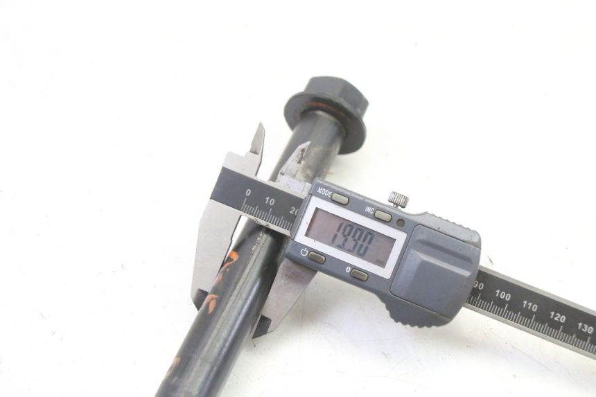 photo de SWING ARM AXLE KTM SUPERENDURO R 950 (2005 - 2009)