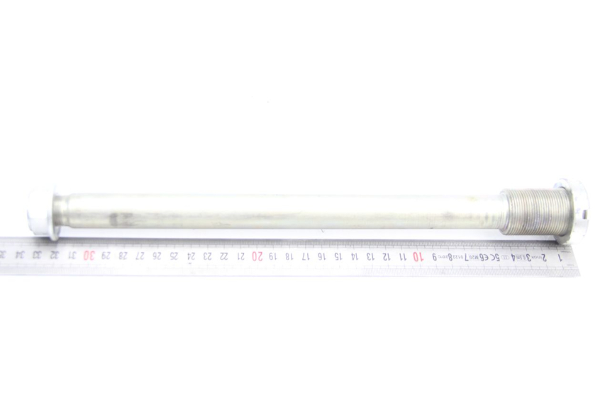 photo de SWING ARM AXLE SUZUKI GSR 600 (2005 - 2012)