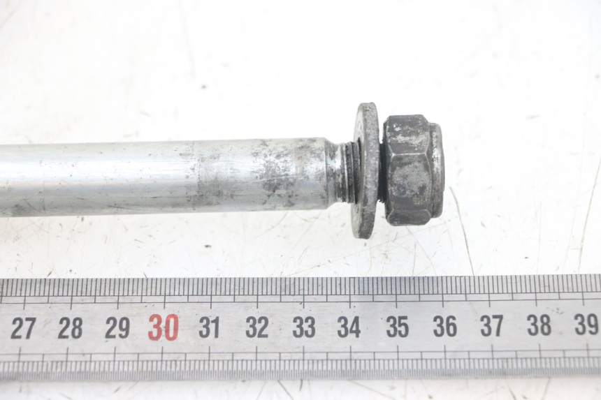 photo de SWINGARM PIVOT BOLT YAMAHA FJ 3CX 1200 (1986 - 1996)