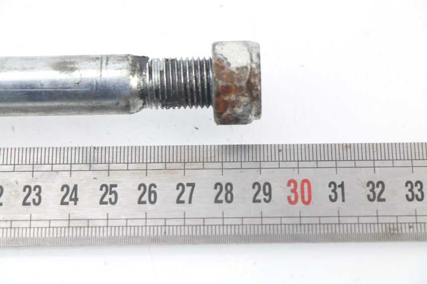 photo de SWING ARM AXLE YAMAHA XJN XJ N DIVERSION 600 (1994 - 1997)