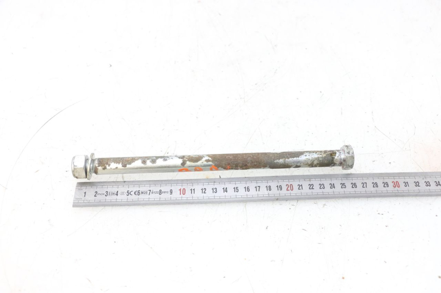 photo de SWING ARM AXLE YAMAHA YFM R RAPTOR 250 (2008 - 2014) - Alternative perspective