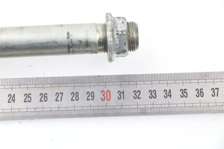 photo de SWING ARM AXLE KAWASAKI ZX-6R ZX6R 636 (2003 - 2004)