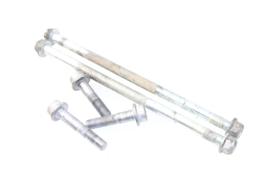 photo de ENGINE AXLE SUZUKI GSX-R GSXR 600 (2001 - 2003)