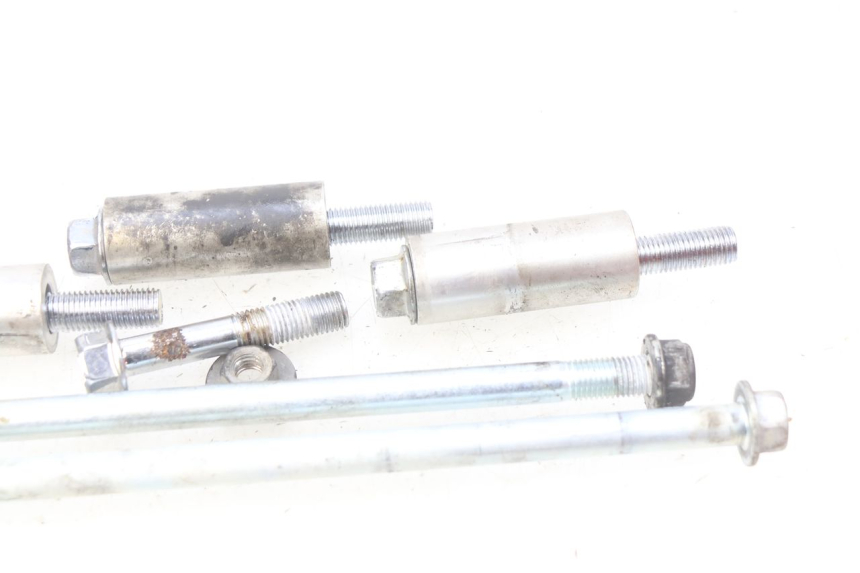 photo de ENGINE SHAFT SUZUKI SV N 650 (1999 - 2002)