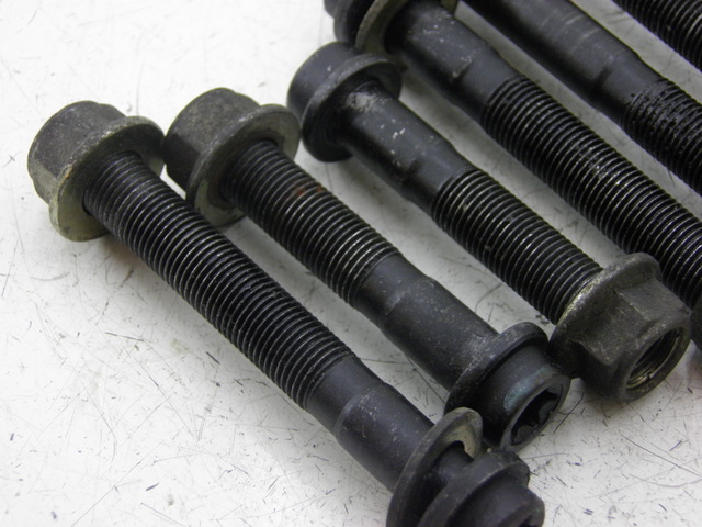 photo de ENGINE AXLE TRIUMPH TROPHY 1200 (1996 - 2003)