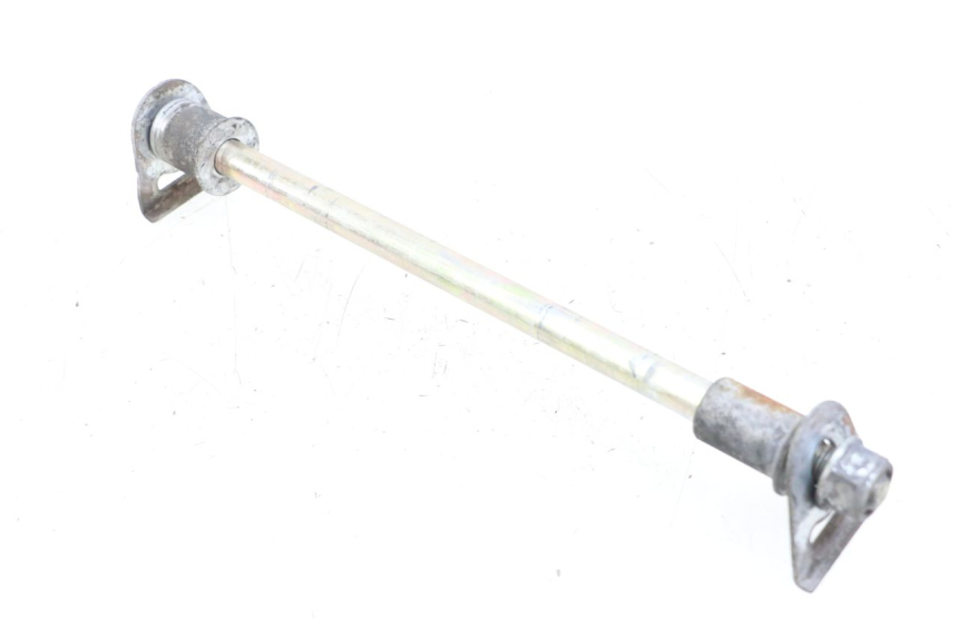 photo de REAR WHEEL AXLE HYOSUNG GV AQUILA 125 (2000 - 2004)