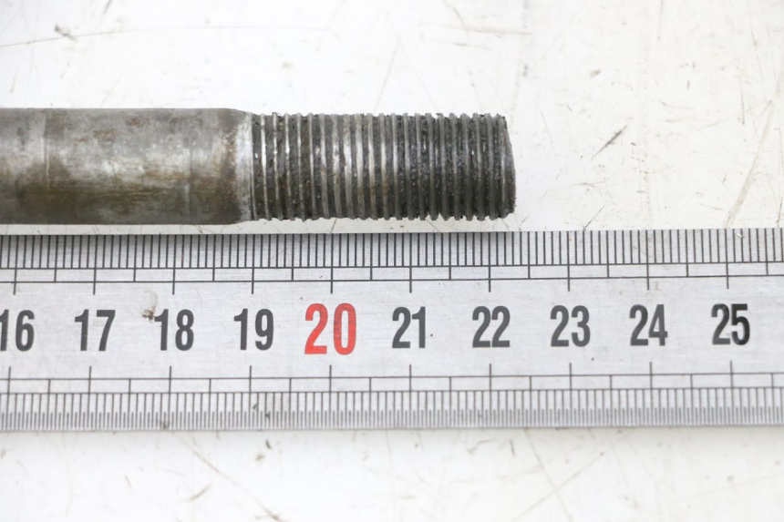 photo de REAR WHEEL AXLE BSE DIRTBIKE PH10L 125